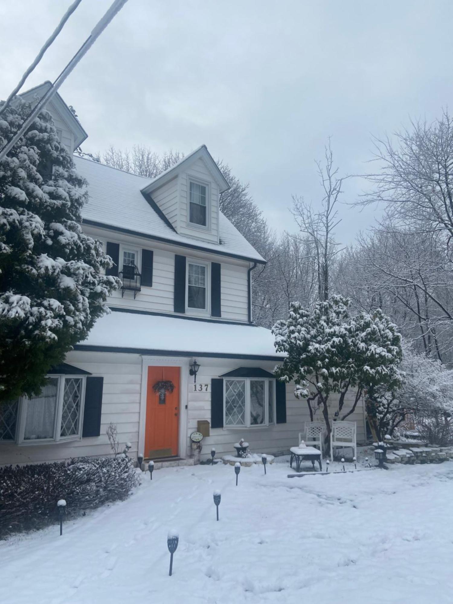 Elegantly English Catskills Liberty Exterior photo
